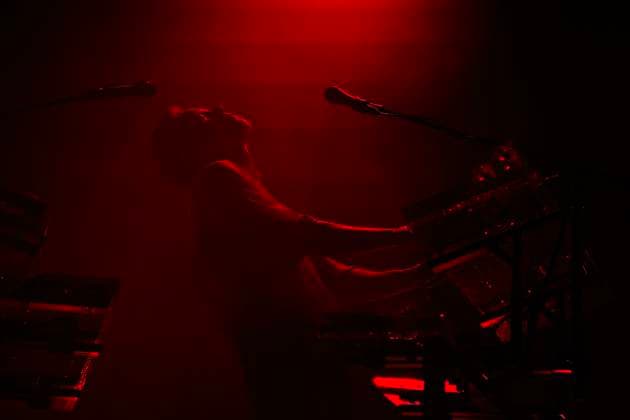 Highasakite live in Bergen, Norway Bergen, Norway. 13th, November 2025. The Norwegian indie pop band Highasakite performs a live concert at USF Verftet in Bergen. Norway, Bergen  Copyright: xGonzalesxPhoto JarlexH.xMoex