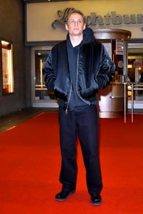 abb WuenscheEssen Matthias Schweighöfer Schweighoefer actor on the red carpet at the NRW premiere of the movie DAS LEBEN DER WÜNSCHE WUENSCHE at the Lichtburg cinema on 13 02 2025 in Essen, NRW Germany