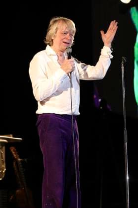 Helge Schneider live at a concert on his Ein Mann und seine Musik tour in the Löbau exhibition hall, 13 11 2025 Foto:xM.xWehnertx xFuturexImagex schneider_loebau_5112