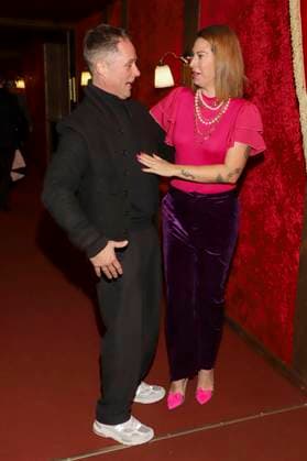 abb Palazzo Madita van Huelsen presenter with companion man at the premiere of Cornelia Poletto 10 Dinner Show PALAZZO Hier und Jetzt on 13 11 2025 in Hamburg Hamburg Germany