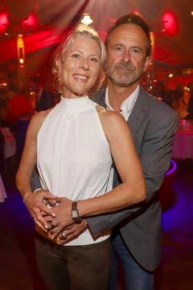 abb Palazzo Nicolas Koenig with wife Nina at the premiere of Cornelia Poletto 10 Dinner Show PALAZZO Hier und Jetzt on 13 11 2025 in Hamburg Hamburg Germany