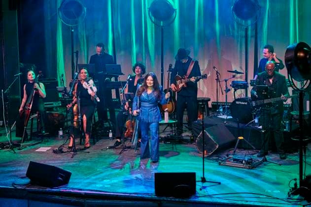 Marianne Rosenberg live at a concert of her Bunter Planet Tour at Capitol Hannover, 13 11 2025 Foto:xU.xStammx xFuturexImagex rosenberg_5120