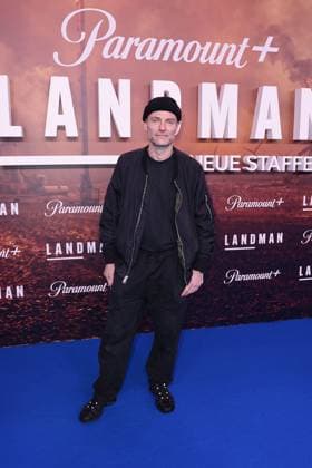 Mark Waschke at the premiere of season 2 of the series Landman Paramount at the Zoo Palast on 14 11 2025 in Berlin Landman series premiere in Berlin