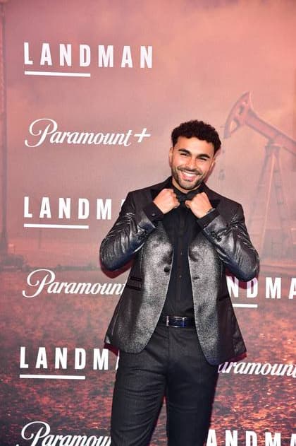 European premiere of landmann Internet Star Younes Zarou Arrival red carpet for the European premiere of landmann in berlin on 14 11,2025 Photopress Mueller