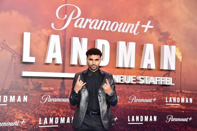 European premiere of landmann Internet Star Younes Zarou Arrival red carpet for the European premiere of landmann in berlin on 14 11,2025 Photopress Mueller