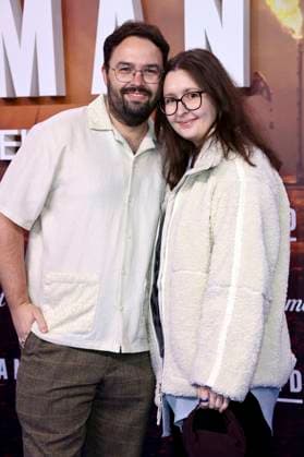 David Brückner and girlfriend Jennifer Trommer at the European premiere of season 2 of the Paramount series Landman at Zoo Palast Berlin, 14 11 2025 Foto:xN.xKubelkax xFuturexImagex landman_berlin_5133