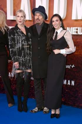 Ali Larter, Billy Bob Thornton and Demi Moore at the European premiere of season 2 of the Paramount series Landman at Zoo Palast Berlin, 14 11 2025 Foto:xN.xKubelkax xFuturexImagex landman_berlin_5220