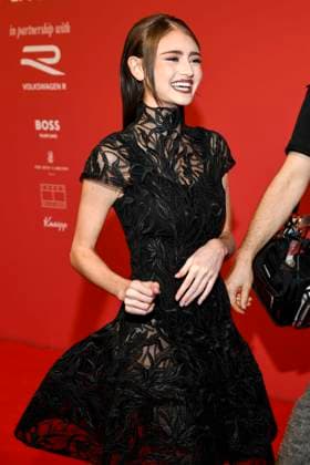 abb GlamourWomen Leni Klum Model on the red carpet at the 3 GLAMOUR WOMEN OF THE YEAR AWARD at The Ritz Carlton Hotel Berlin on 14 11 2025 in Berlin Berlin Germany