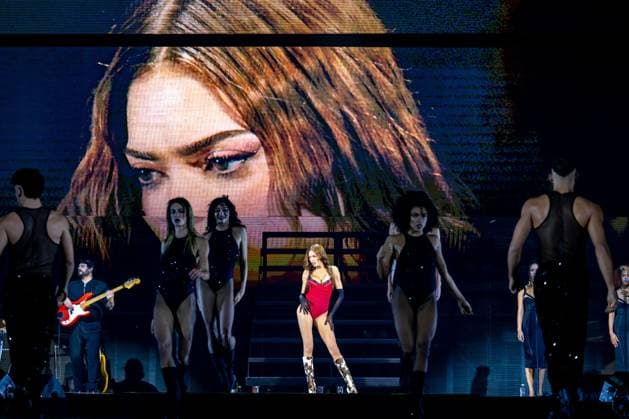 Music Concert - Elodie - Show 2025 Elodie performs live on stage during Elodie - Show 2025, Music Concert in Padova, Italy, November 12 2025 Padova Kione Arena Italy Copyright: xAlessioxMarinix xLiveMediax LPM_2143726