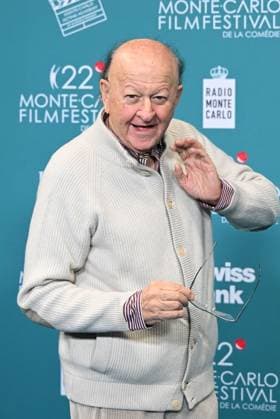 Monk, Italy: Monte Carlo, 22nd Monte Carlo Film Festival De La ComÃ die. Red carpet. Pictured: Massimo Boldi Monk Italy  - ZUMAp169 20251114_zea_p169_630 Copyright: xManuelexMangiarottix