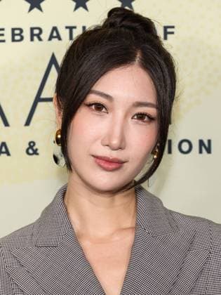 The Critics Choice Association s 4th Annual Celebration Of AAPI Cinema And Television BEVERLY HILLS, LOS ANGELES, CALIFORNIA, USA - NOVEMBER 14: South Korean and American singer, songwriter, and record producer EJAE (Kim Eun-jae) arrives at The Critics Choice Association s 4th Annual Celebration Of AAPI (Asian American and Pacific Islander) Cinema And Television held at the Four Seasons Hotel Los Angeles At Beverly Hills on November 14, 2025 in Beverly Hills, Los Angeles, California, United States., Credit:Xavier Collin Avalon United States, California, Beverly Hills, Four Seasons Hotel Los Angeles At Beverly Hills Copyright: xXavierxCollinx xAvalonx 1052544885