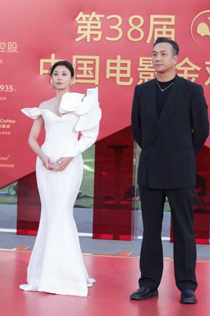 XIAMEN, CHINA - NOVEMBER 15: Actress Alyssa Chia Ching-wen (L) and actor Huang Jue arrive at the red carpet for the closing ceremony during the 38th China Golden Rooster Awards on November 15, 2025 in Xiamen, Fujian Province of China.  Copyright: xVCGx 111604073546