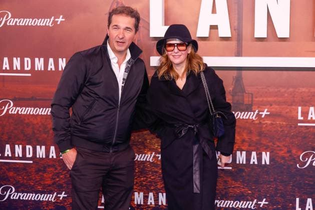 Premiere of season 2 of the series Landman in Berlin Berlin, 14 11 2025 Andreas Elsholz and his wife Denise Zich at the premiere of season 2 of the series Landman at the Zoo Palast in Berlin Berlin Copyright: xMatthiasxGränzdörferx