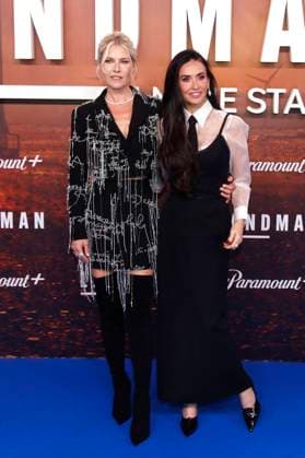 Ali Larter und Demi Moore bei der Europapremiere der 2. Staffel der Paramount Serie Landman im Zoo Palast. Berlin, 14.11.2025 Foto:xAgenturxWehnertx xGränzdörferx xFuturexImagex landman_berlin_5017