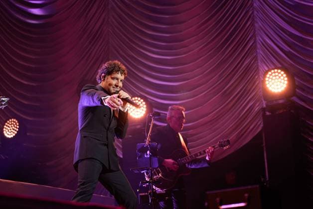 David Bisbal opens in Almeria his Christmas tour Todo es posible en Navidad The singer David Bisbal during his performance tonight in the tour Todo es posible en Navidad On November 15, 2025 in Almeria, Andalucía Spain Almerias Plaza de Toros hosts the concert with which David Bisbal kicks off his new tour Todo es posible en Navidad The artist from Almeria returns to his homeland to open a series of special performances for the Christmas holidays 15 NOVEMBER 2025 Marian Leó Almeria, Andalucia Almeria, Andalucia Espana  Copyright: xMarianxLeonx 7103918