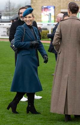 . 15 11 2025. Cheltenham, United Kingdom. Zara Tindall at the Super Saturday meeting at Cheltenham Racecourse, United Kingdom.  xi-Imagesx IIM-26379-0002