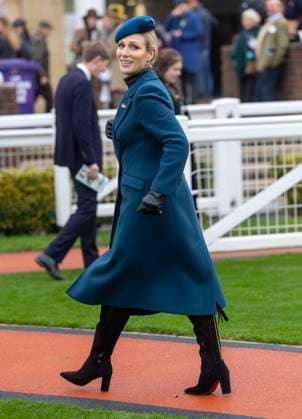 . 15 11 2025. Cheltenham, United Kingdom. Zara Tindall at the Super Saturday meeting at Cheltenham Racecourse, United Kingdom.  xi-Imagesx IIM-26379-0025