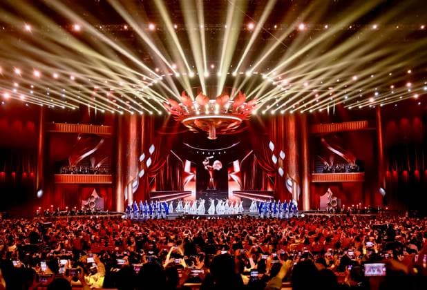 XIAMEN, CHINA - NOVEMBER 15: Celebrities attend the award ceremony of the 38th Golden Rooster Award on November 15, 2025 in Xiamen, Fujian Province of China.  Copyright: xChinaxNewsxServicex 111604145729