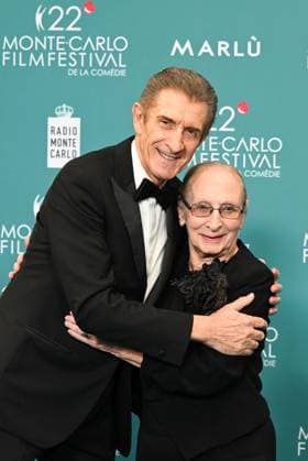 Monte Carlo, 22nd Monte-Carlo Film Festival De La Comédie. Red carpet awards ceremony. Pictured: Ezio Greggio, Elizabeth Missland  Copyright: xManuelexMangiarottix xipa-agency.netx xComix xMangiarottix IPA_Agency_IPA68005933