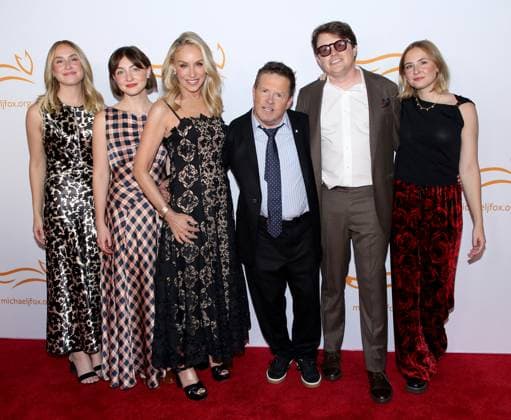 A Funny Thing Happened on the Way to Cure Parkinson s 2025 Gala Aquinnah Fox, Esme Fox, Tracy Pollan, Michael J. Fox, Sam Fox and Schuyler Fox attending the A Funny Thing Happened on the Way to Cure Parkinson s 2025 Gala benefitting The Michael J. Fox Foundation held at Cipriani South Street at Casa Cipriani on November 15, 2025 in New York City, NY New York City Cipriani South Street at Casa Ci NY USA Copyright: xStevenxBergman AFF-USA.COMx