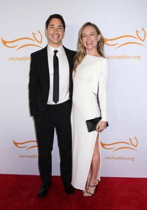 A Funny Thing Happened on the Way to Cure Parkinson s 2025 Gala Justin Long and Kate Bosworth attending the A Funny Thing Happened on the Way to Cure Parkinson s 2025 Gala benefitting The Michael J. Fox Foundation held at Cipriani South Street at Casa Cipriani on November 15, 2025 in New York City, NY New York City Cipriani South Street at Casa Ci NY USA Copyright: xStevenxBergman AFF-USA.COMx
