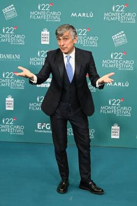 Monk, Italy: Monte Carlo, 22nd Monte Carlo Film Festival De La ComÃ die. Red carpet awards ceremony. Pictured: Vincenze Salemme. Monk Italy  - ZUMAp169 20251115_zea_p169_1008 Copyright: xManuelexMangiarottix