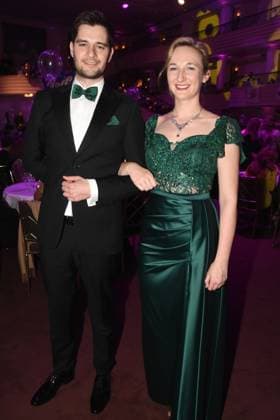 Narrhalla Faschingsprinzenpaar Stephan I 34 Kuerten Development engineer Samantha I Bigl 28 Product manager Munich 15 11 2025 Bayerischer Hof Narrhalla Hofballl Photo Munich