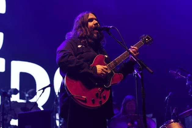 The Magic Numbers performing at O2 Arena in London LONDON, ENGLAND - NOVEMBER 15: Romeo Stodart of ˜The Magic Numbers™ performing at O2 Arena, Greenwich on November 15, 2025 in London, England. CAP MAR MAR Great Britain Copyright: xMartinxHarris CapitalxPicturesx