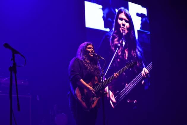 The Magic Numbers performing at O2 Arena in London LONDON, ENGLAND - NOVEMBER 15: Michele Stodart of ˜The Magic Numbers™ performing at O2 Arena, Greenwich on November 15, 2025 in London, England. CAP MAR MAR Great Britain Copyright: xMartinxHarris CapitalxPicturesx