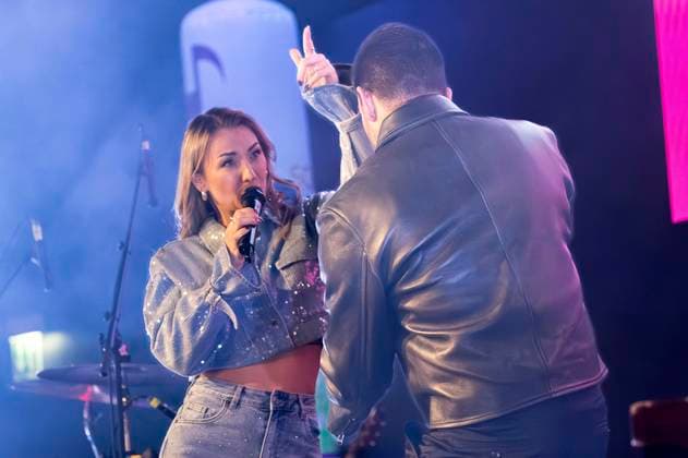 Anna Carina Woitschack with special guest Jay Khan live at a concert of the Abenteuerlust Tour at Schlager Cafe Düsseldorf, 15 11 2025 Foto:xO.xLangelx xFuturexImagex woitschack_5115