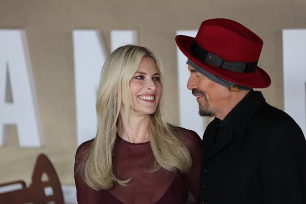 . 16 11 2025. London, United Kingdom. Ali Larter and Billy Bob Thornton arriving at the Landman Season 2 premiere in London.  xStephenxLockx xi-Imagesx IIM-26381-0012