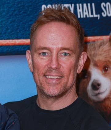 Celebrities At The Paddington Bear Festive Experience VIP Day In London - 16 Nov 2025 Simon Thomas seen attending The Paddington Bear Festive Experience VIP Day at County Hall in London. London United Kingdom Copyright: xBrettxCovex xSOPAxImagesx Simon BDC_6348