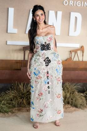 Landman Season Two UK Premiere in London - 16 Nov 2025 Demi Moore attends the Landman Season Two UK Premiere at Cineworld Leicester Square. London United Kingdom Copyright: xLounisxTiarx xSOPAxImagesx _DSC2405