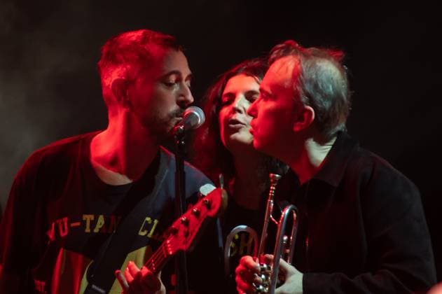 London, Babyshambles play at Brixton Academy. Pictured: (L-R) Drew McConnell, Katia De Vidas, Gary Hodgkiss  Copyright: xCRISTINAxMASSEIx xipa-agency.netx xx IPA_Agency_IPA68044026