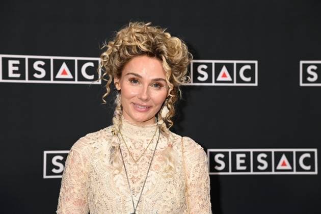 2025 SESAC Nashville Music Awards Clare Bowen arriving at the 2025 SESAC Nashville Music Awards held at the Country Music Hall of Fame and Museum on November 16, 2025 in Nashville, TN Nashville Country Music Hall of Fame and Museum Tennessee USA Copyright: xTammiexArroyox xAFF-USA.comx