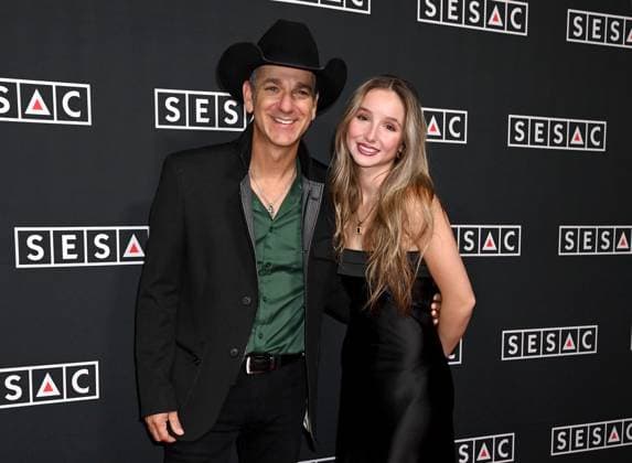 2025 SESAC Nashville Music Awards Craig Campbell and daughter Preslee Campbell arriving at the 2025 SESAC Nashville Music Awards held at the Country Music Hall of Fame and Museum on November 16, 2025 in Nashville, TN Nashville Country Music Hall of Fame and Museum Tennessee USA Copyright: xTammiexArroyox xAFF-USA.comx