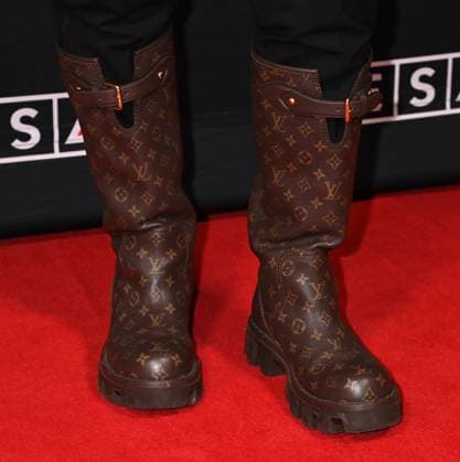2025 SESAC Nashville Music Awards Blanco Brown™s Louis Vuitton Checker High Boot arriving at the 2025 SESAC Nashville Music Awards held at the Country Music Hall of Fame and Museum on November 16, 2025 in Nashville, TN Nashville Country Music Hall of Fame and Museum Tennessee USA Copyright: xTammiexArroyox xAFF-USA.comx