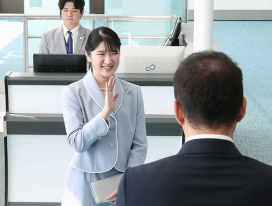 Japan Princess Aiko departs for Laos Japanese Princess Aiko is pictured at Tokyo s Haneda airport on Nov. 17, 2025, before departing for Laos on her first official overseas trip. (Pool photo)  A14AA0005040075P