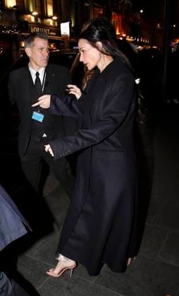Landman Season Two UK premiere, Cineworld Leicester Square, London, UK, 16 November 2025. Demi Moore leaves the UK premiere of Landman Season Two, Cineworld Leicester Square, London, UK, 16 November 2025., Credit:James Smart Pictures Avalon  Copyright: xJames SmartxPicturesx xAvalonx 1052903329