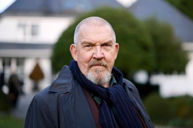 Tatort actor Dietmar Bär Freddy Schenk at a photo shoot for the 98th Cologne Tatort Der Glücklichmacher in the Cologne villa district in Hahnwald Cologne, 17 11 2025 NRW Germany Copyright: xChristophxHardtx