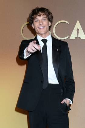 November 16, 2025, Los Angeles, Ca, USA: LOS ANGELES - NOV 16: Mason Thames at the 2025 Governors Awards at the Ray Dolby Ballroom on November 16, 2025 in Los Angeles, CA Los Angeles USA - ZUMAnc22 20251116_zaa_nc22_216 Copyright: xKathyxHutchinsx