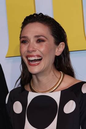 . 17 11 2025. London, United Kingdom. Elizabeth Olsen arriving at the Eternity premiere in London.  xStephenxLockx xi-Imagesx IIM-26385-0003