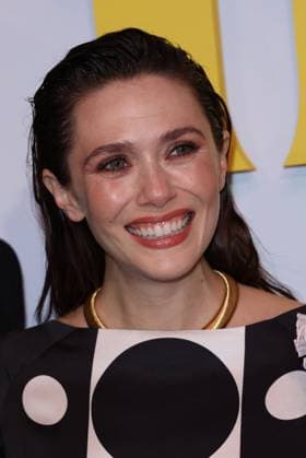 . 17 11 2025. London, United Kingdom. Elizabeth Olsen arriving at the Eternity premiere in London.  xStephenxLockx xi-Imagesx IIM-26385-0006