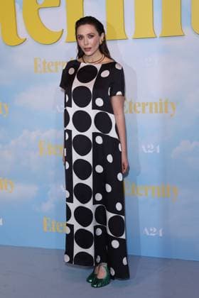 . 17 11 2025. London, United Kingdom. Elizabeth Olsen arriving at the Eternity premiere in London.  xStephenxLockx xi-Imagesx IIM-26385-0009