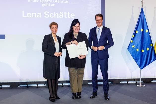 17 11 2025 Düsseldorf This year, the author Ralf Rothmann will be awarded the Art Prize of the State of North Rhine-Westphalia NRW Minister President H