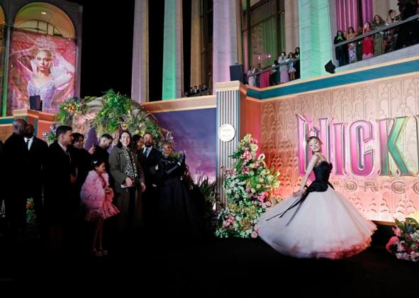 Ariana Grande arrives on the red carpet at the Wicked: For Good! New York Premiere at David Geffen Hall, Lincoln Center on Monday, November 17, 2025 in New York City  NYP20251117106 JOHNxANGELILLO