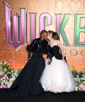 Wicked: For Good New York Premiere Cynthia Erivo and Ariana Grande attending the Wicked: For Good New York Premiere held at the David Geffen Hall on November 17, 2025 in New York City, NY New York City David Geffen Hall NY USA Copyright: xStevenxBergman AFF-USA.COMx