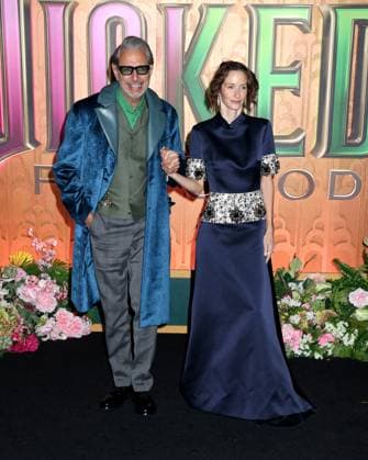 Wicked: For Good New York Premiere Jeff Goldblum and Emilie Livingston attending the Wicked: For Good New York Premiere held at the David Geffen Hall on November 17, 2025 in New York City, NY New York City David Geffen Hall NY USA Copyright: xStevenxBergman AFF-USA.COMx