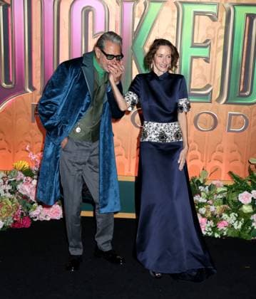 Wicked: For Good New York Premiere Jeff Goldblum and Emilie Livingston attending the Wicked: For Good New York Premiere held at the David Geffen Hall on November 17, 2025 in New York City, NY New York City David Geffen Hall NY USA Copyright: xStevenxBergman AFF-USA.COMx