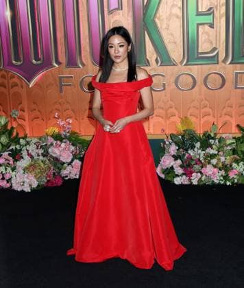 Wicked: For Good New York Premiere Constance Wu attending the Wicked: For Good New York Premiere held at the David Geffen Hall on November 17, 2025 in New York City, NY New York City David Geffen Hall NY USA Copyright: xStevenxBergman AFF-USA.COMx